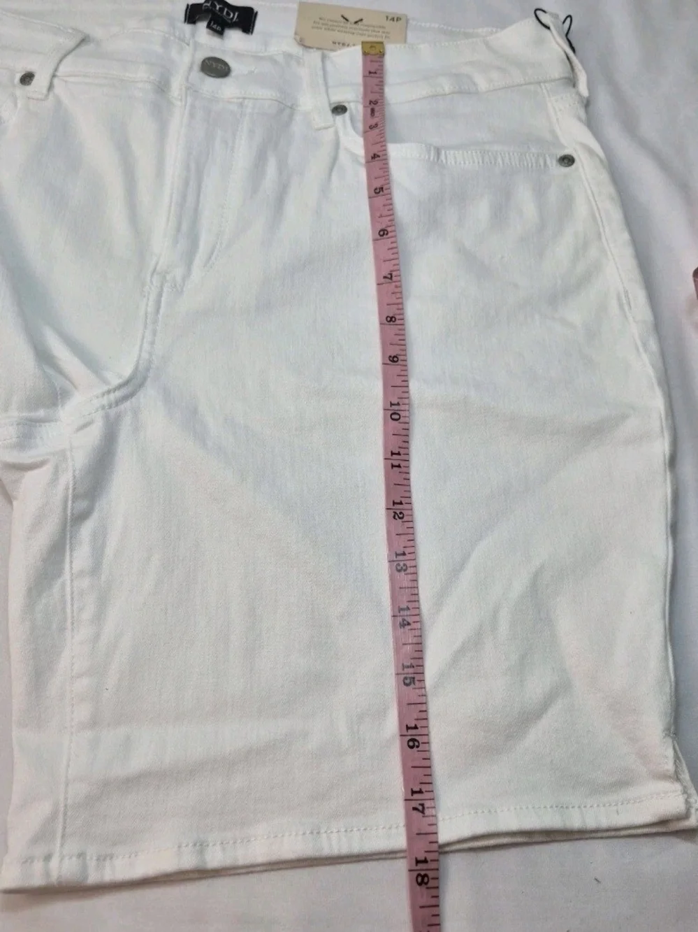 Nydj Women's Shorts Bermuda Size 14P Petite Optic White Stretch NWT 34